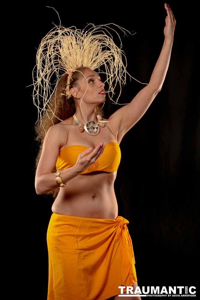 What a blast to get to shoot with a gorgeous Tahitian Dancer.  Ne-Ne was looking for shots to use to promote herself, and I got an opportunity to shoot something truly beautiful and interesting.